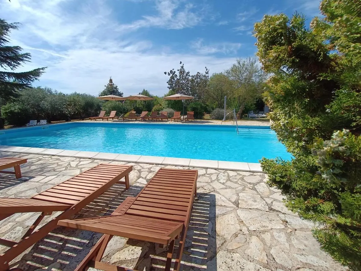 Hotel Holiday Buici  3*, Buici (Istria)