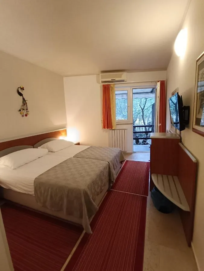 Hotel Holiday Buici  Croazia