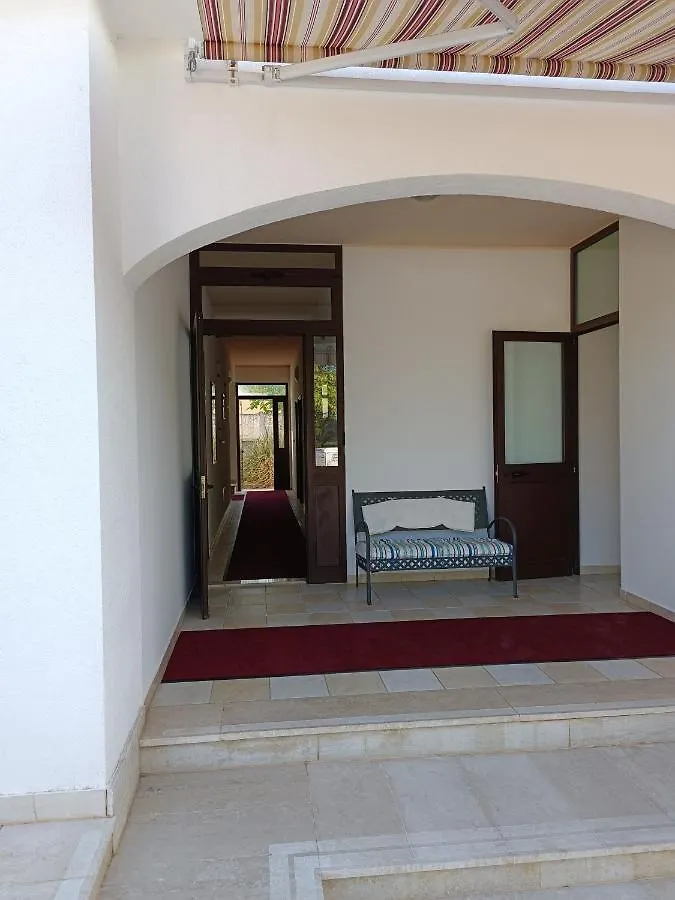 ***  Hotel Holiday Buici  Croazia