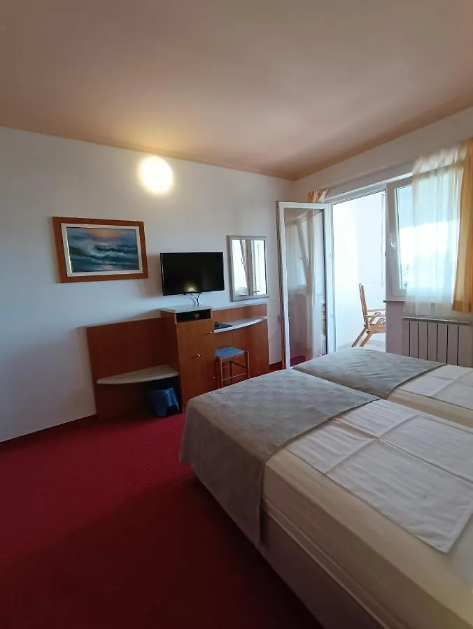 Hotel Holiday Buici