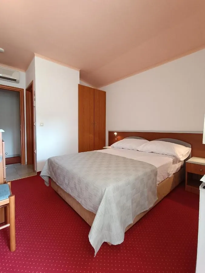 Hotel Holiday Buici  Croazia