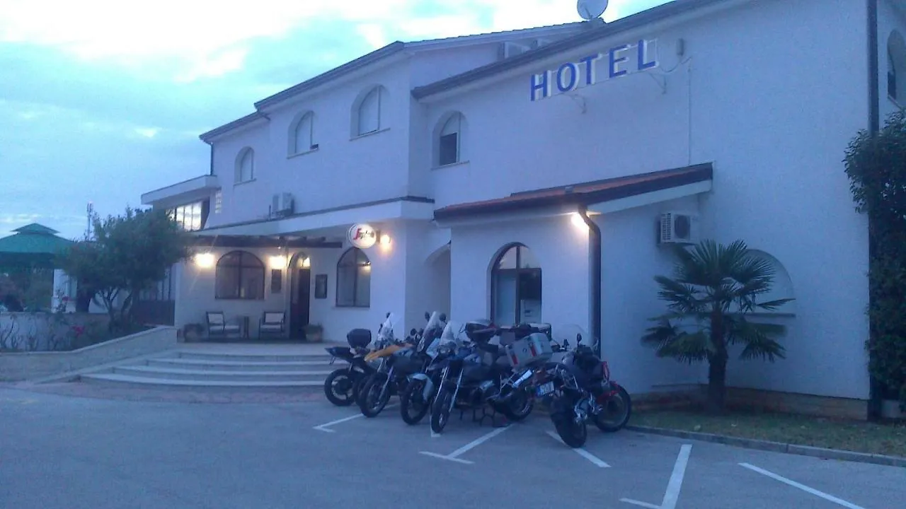 Hotel Holiday Buici  Buici (Istria)
