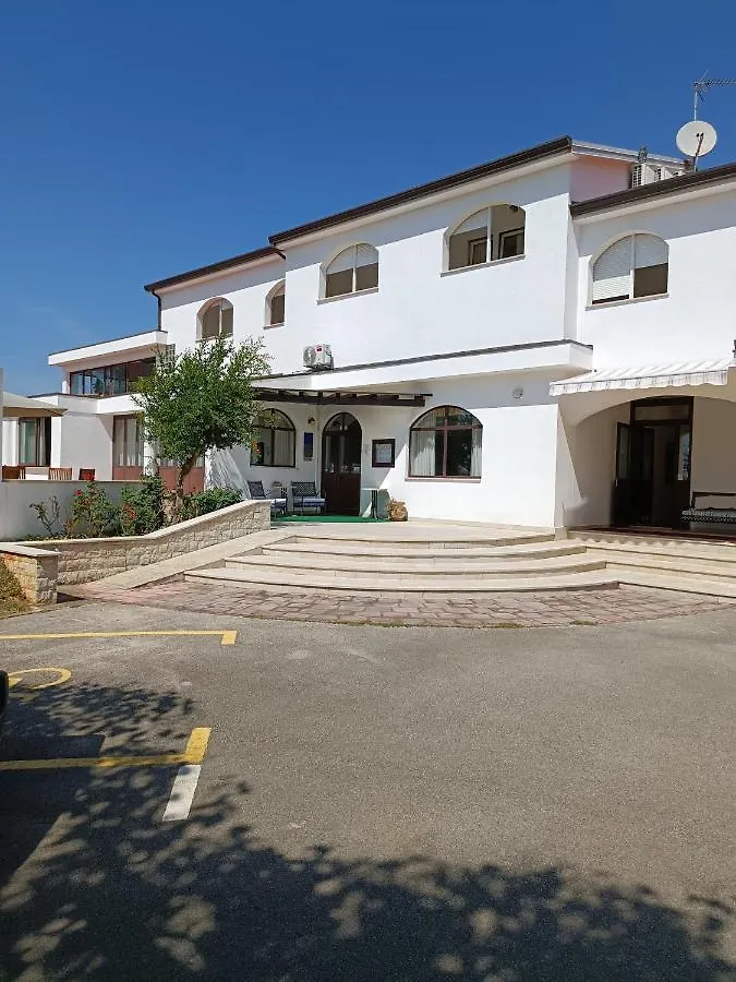 Hotel Holiday Buici   Buici (Istria)