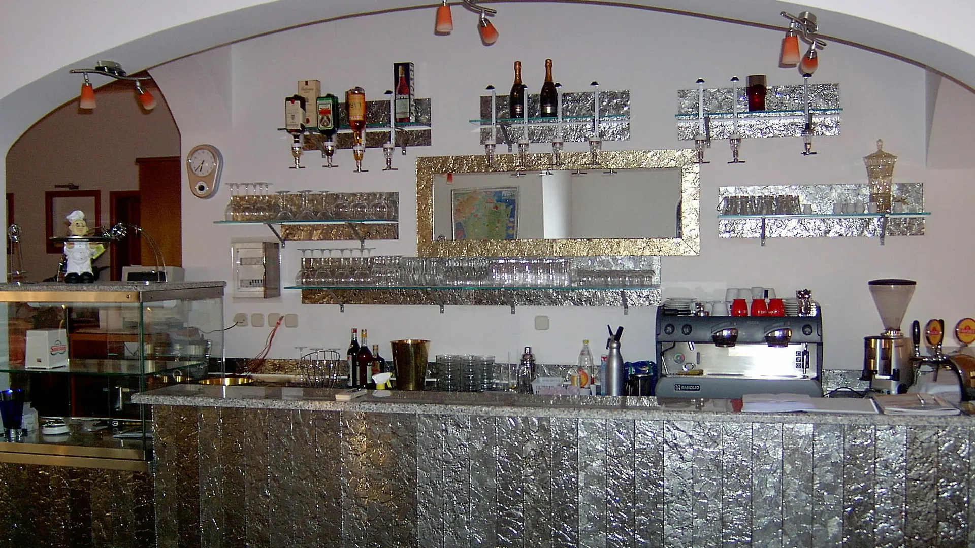 Hotel Holiday Buici